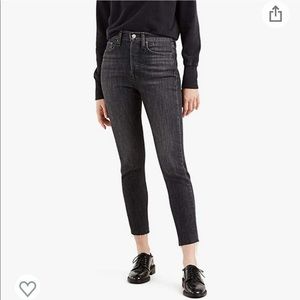 Worn once Levi’s wedgie skinny jeans